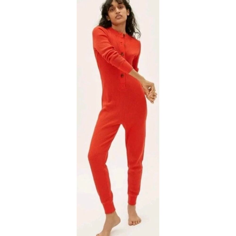 Everlane Waffle Knit Henley One Piece Lounge Pajama Jumpsuit in Currant, Size XL